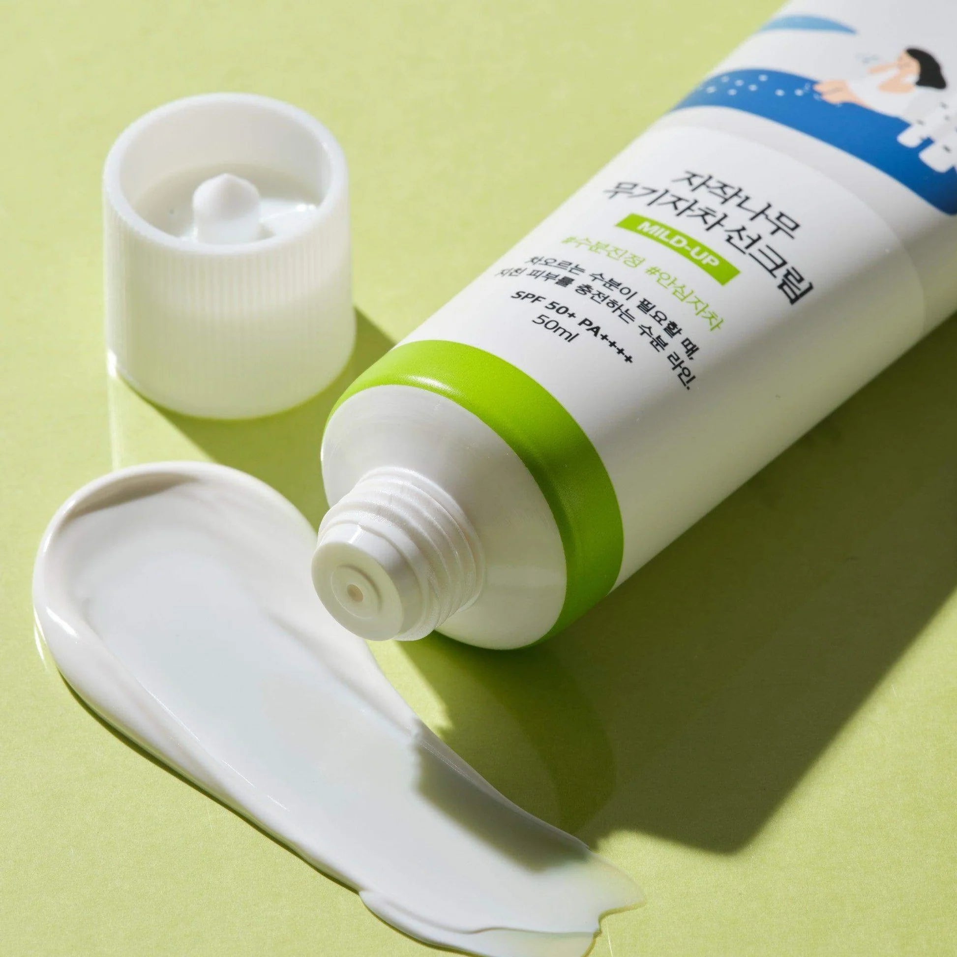 Round Lab Birch Juice Moisturizing Mild Up Sunscreen Spf50+ Pa++++