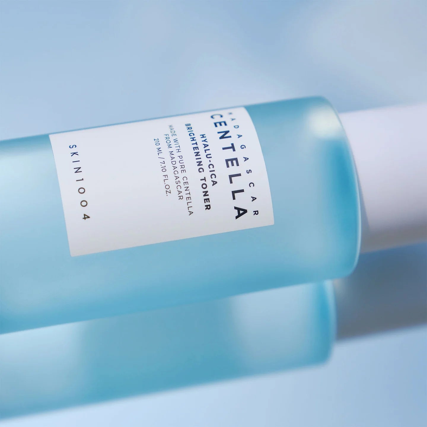 Skin1004 Madagascar Centella Hyalu Cica Brightening Toner 210 ml