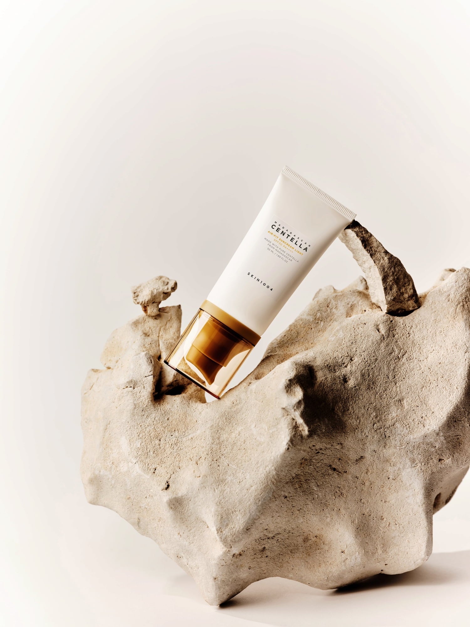 Skin 1004 Madagascar Centella Air Fit Suncream Light 50Ml