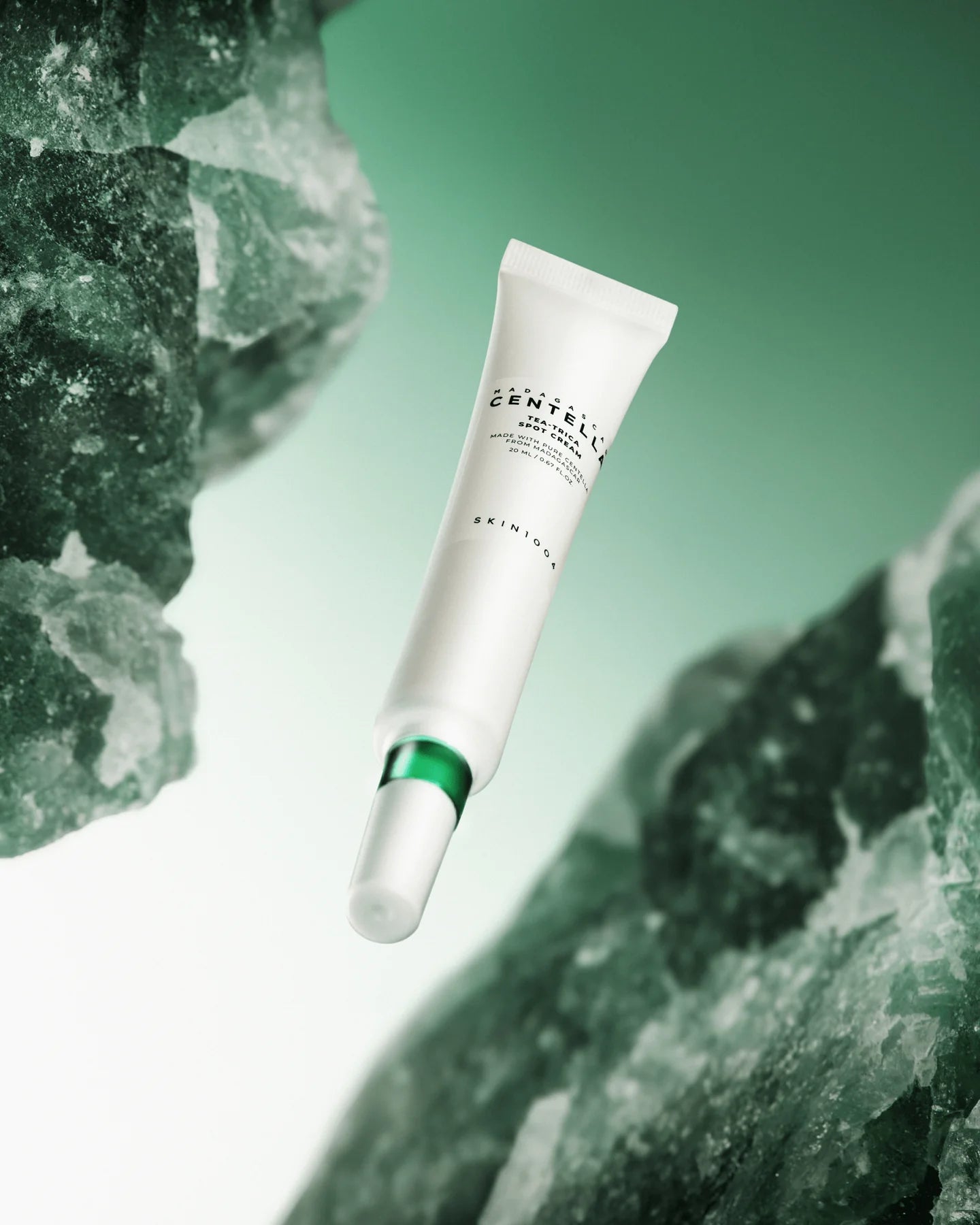 Skin1004 Madagascar Centella Tea Trica Spot Cream 20Ml