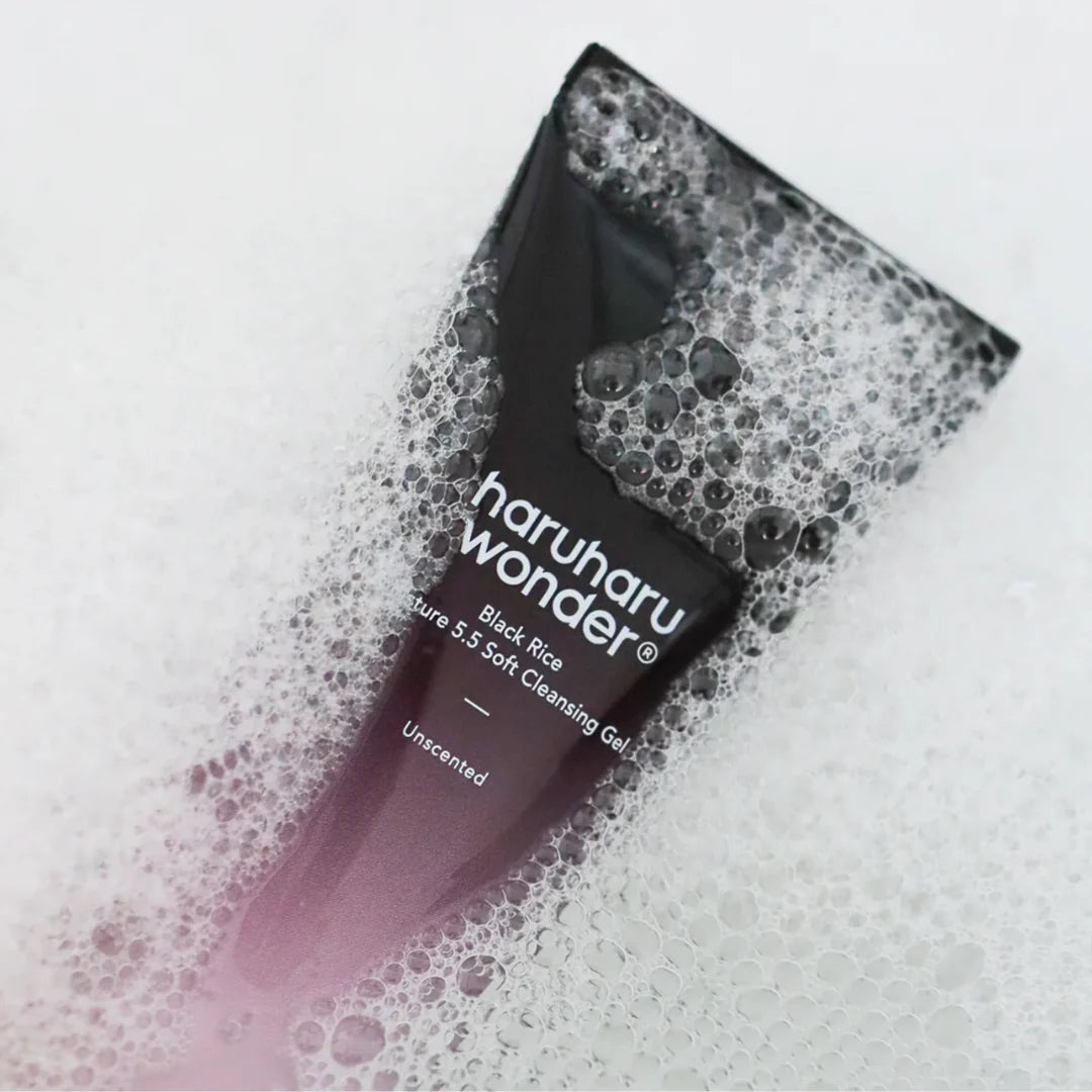 Black Rice Moisture 5.5 Soft Cleansing Gel 3.4 fl.oz. (100 ml)