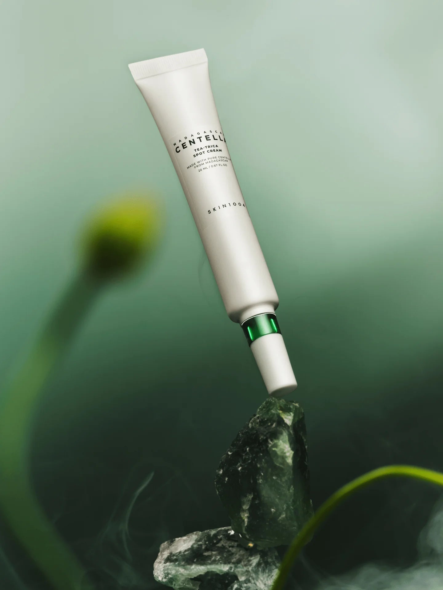 Skin1004 Madagascar Centella Tea Trica Spot Cream 20Ml